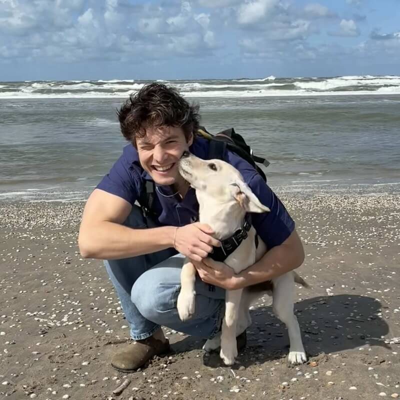 Een puppy opvoeden zonder bench, kan dat echt? Ja!